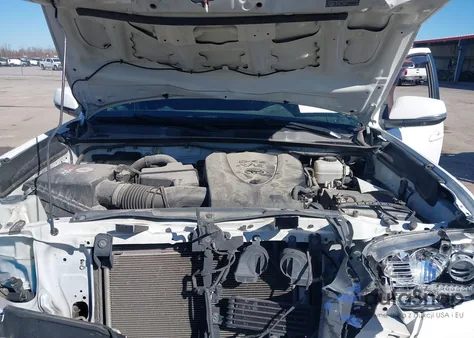 2017 Toyota Tacoma Trd Off Road from USA, damaged, VIN 5TFCZ5AN9HX065152